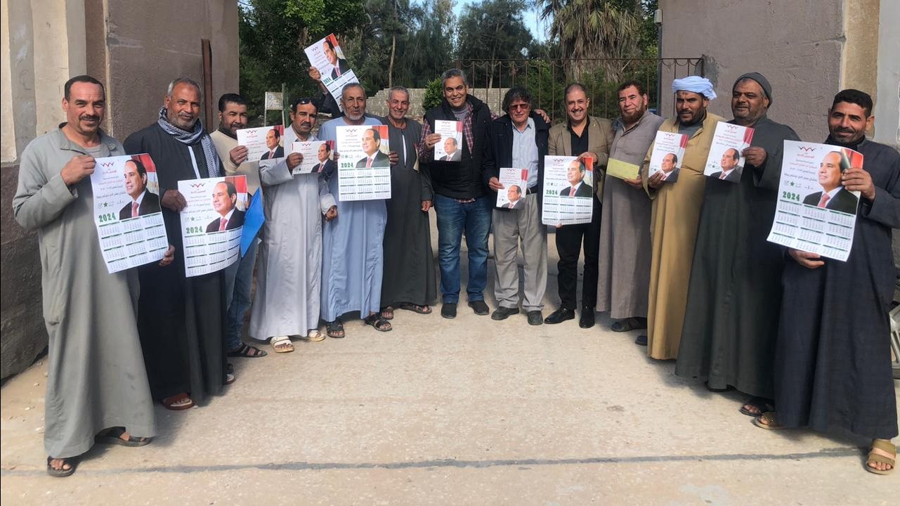 المصريين الأحرار يطوف محافظة البحيرة ويتلاحم مع المواطنين 
