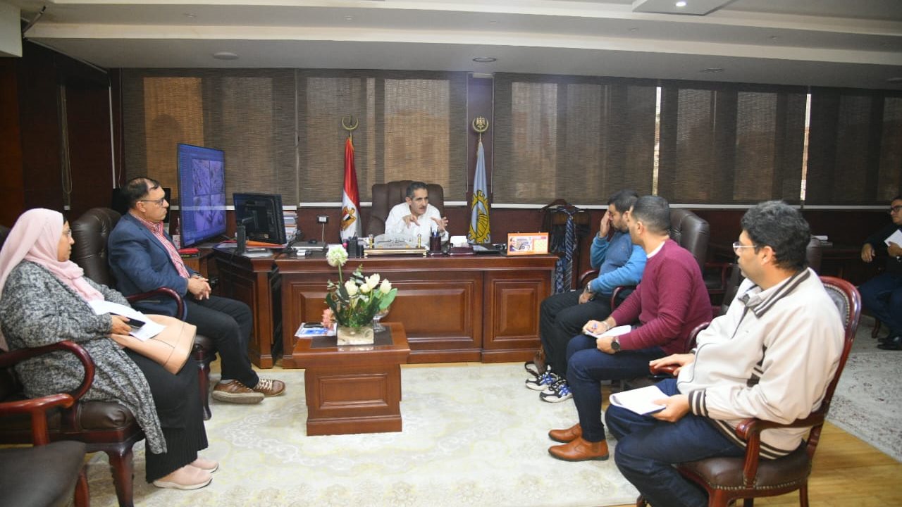 محافظ الغربية 