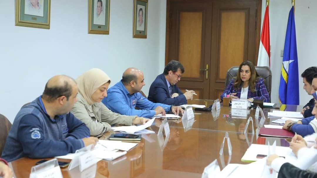 منال عوض محافظ دمياط