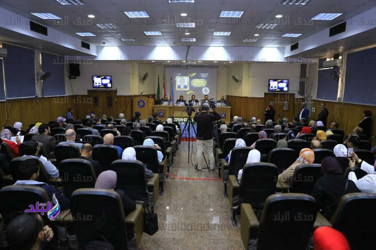 جامعة القاهرة1