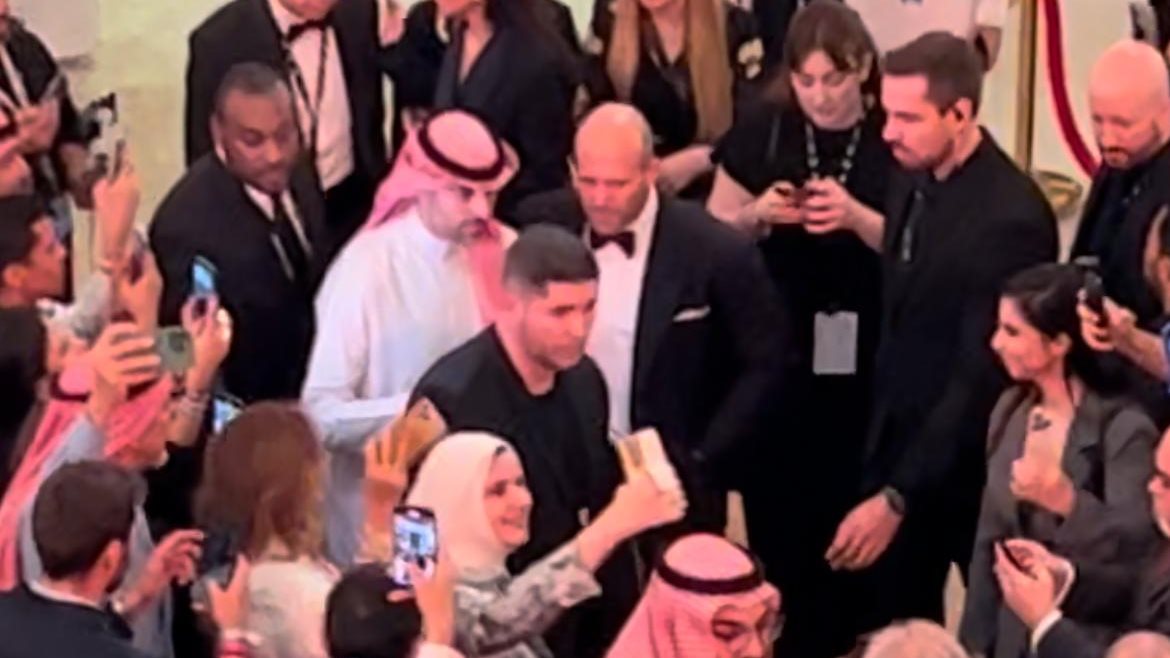  النجم السينمائي البريطاني جيسون ستاثام 