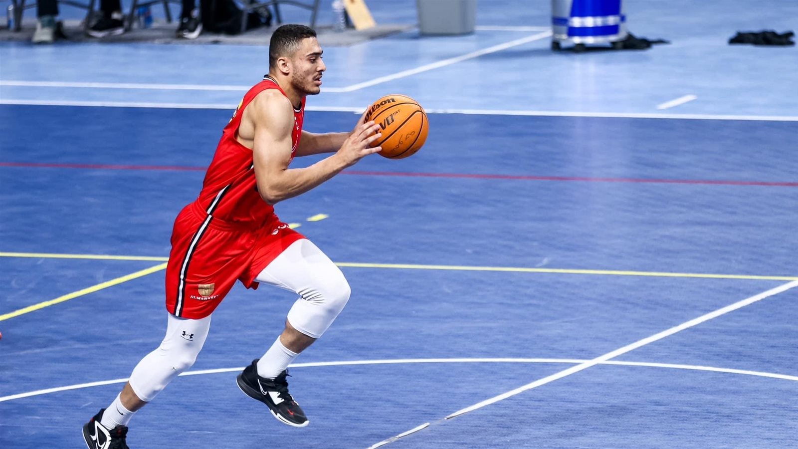عمرو زهران لاعب الأهلي