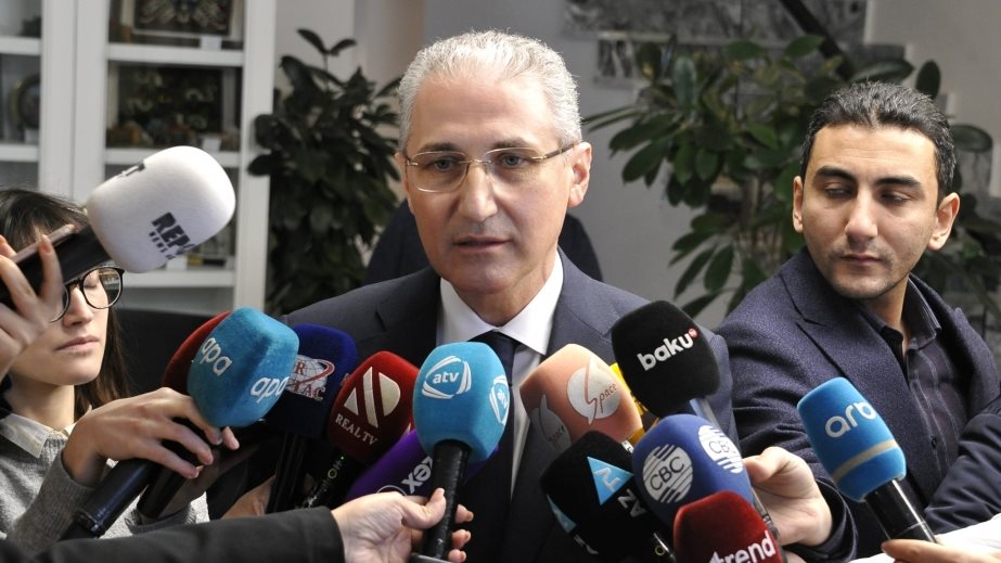 وزير البيئة الأذربيجاني مختار باباييف