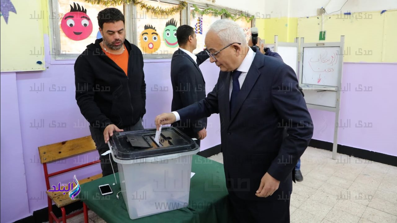 وزير التربية والتعليم يدلي بصوته في الانتخابات الرئاسية