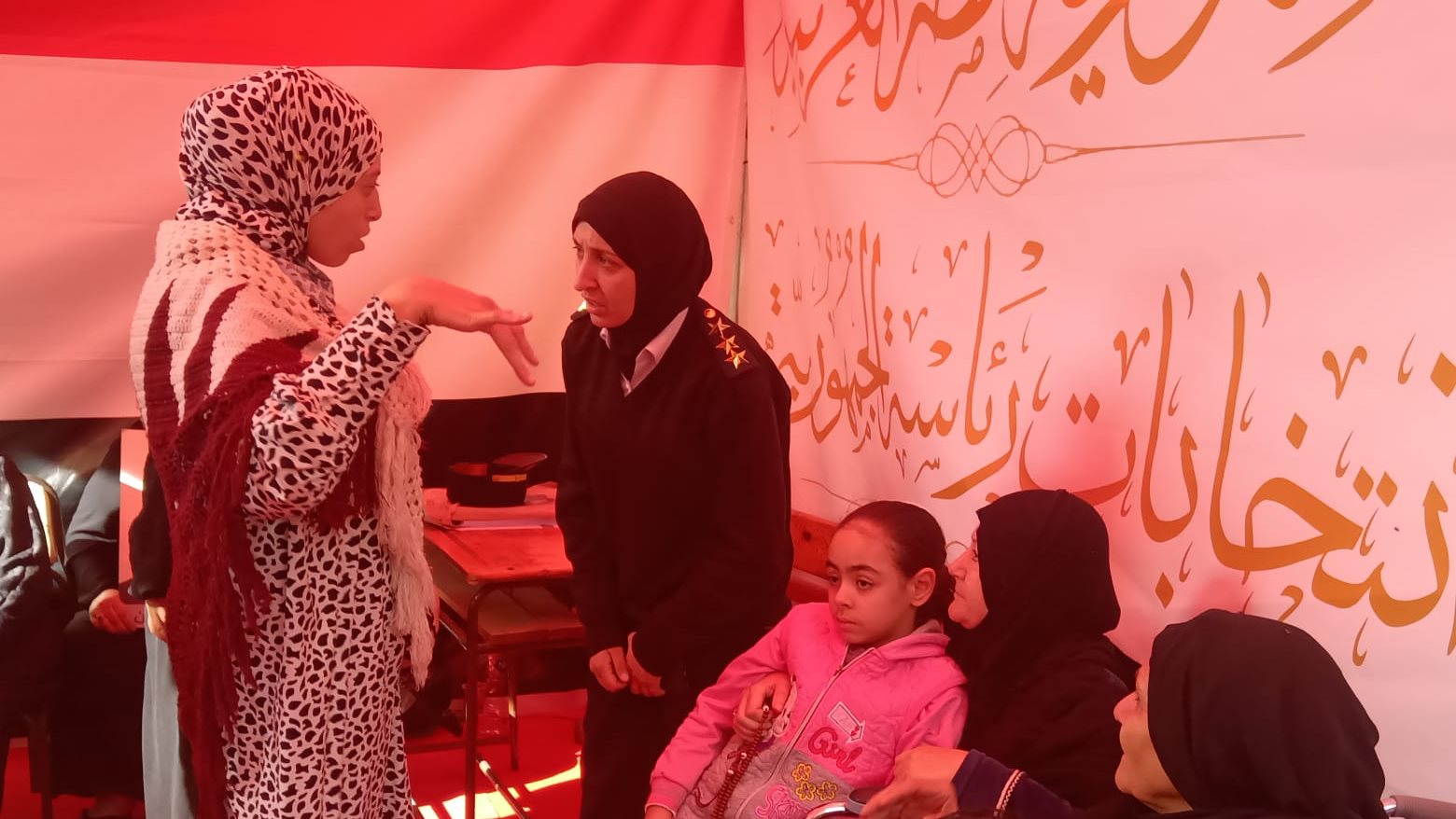 الشرطة النسائية 