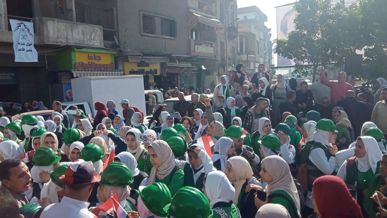 مسيرات حاشدة بشوارع الغربية 