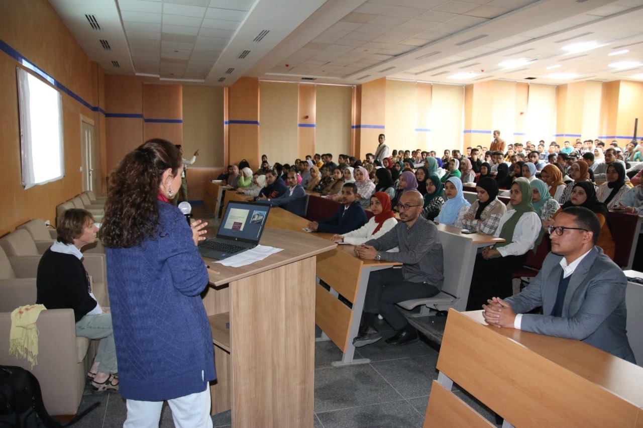 جامعة طيبة التكنولوجية 