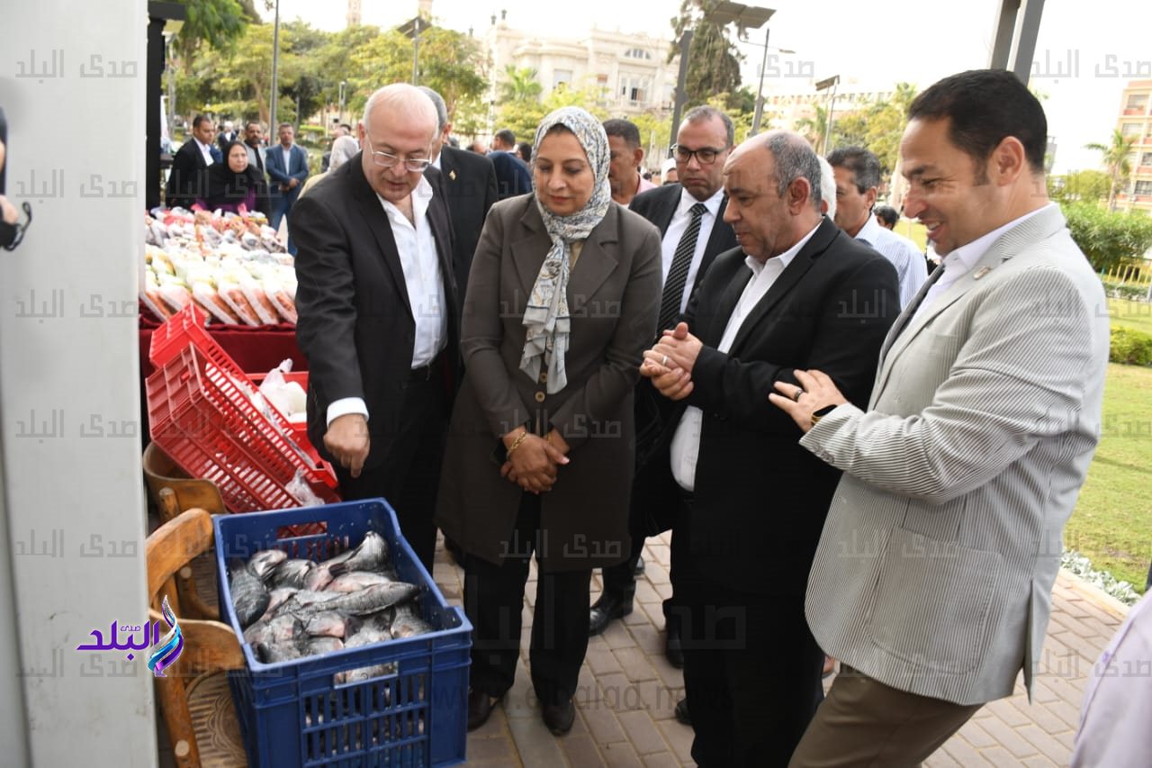 المنافذ الدائمة لمنتجات كلية الزراعة بحرم الجامعة4