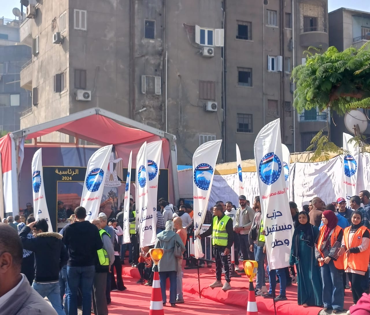 إقبال الشباب بلجان المنيل