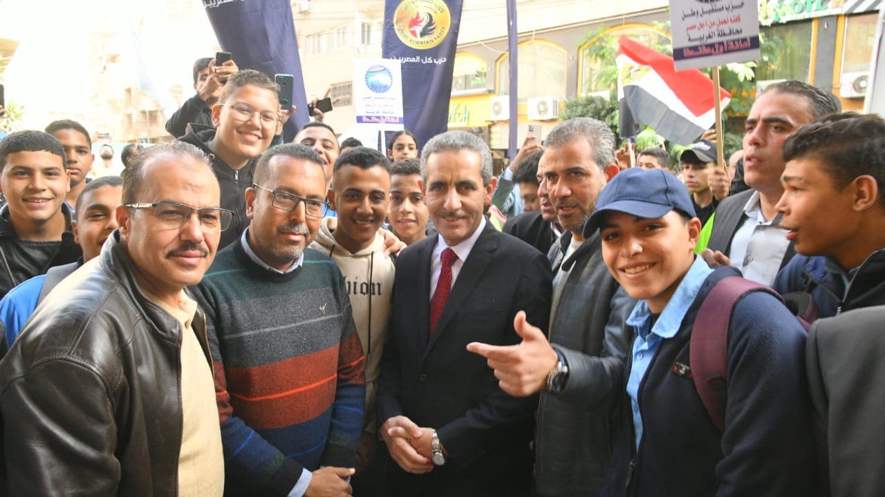 محافظ الغربية 