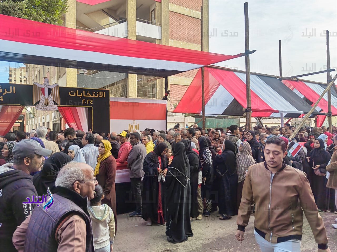 لجان الانتخابات في الزاوية الحمراء