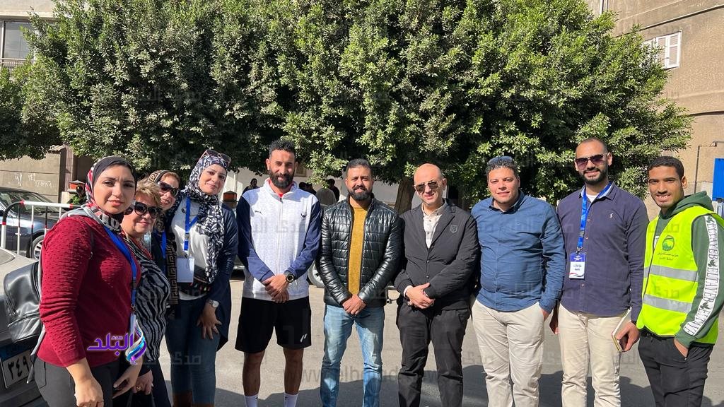 رئيس نادى النصر ومعاونيه يدلوا بصوتهم الانتخابى3