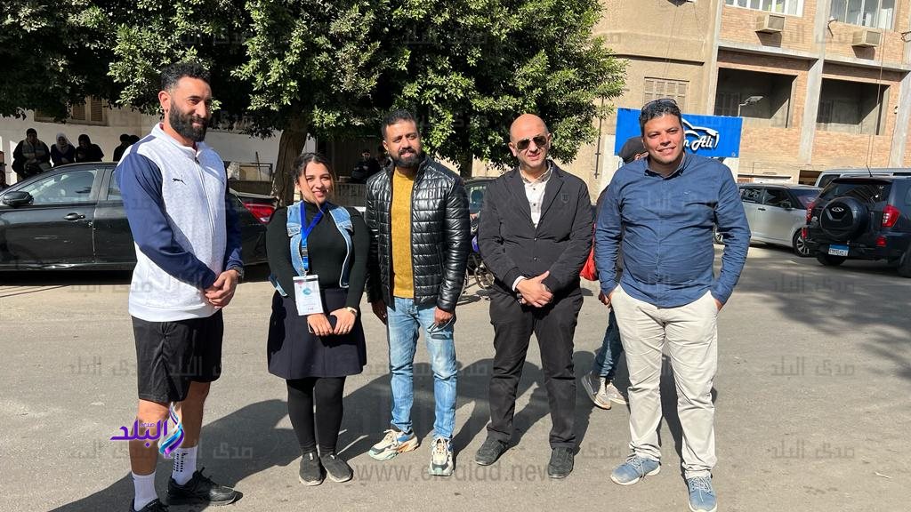 رئيس نادى النصر ومعاونيه يدلوا بصوتهم الانتخابى2