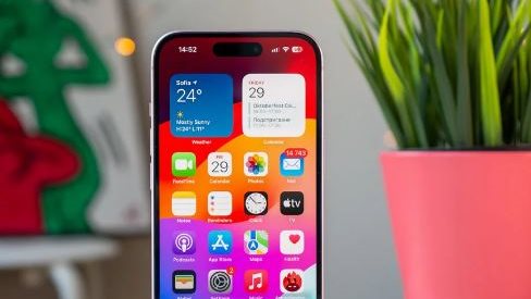 أبل تصدر تحديثًا عاجلًا لمستخدمي هواتف آيفون 