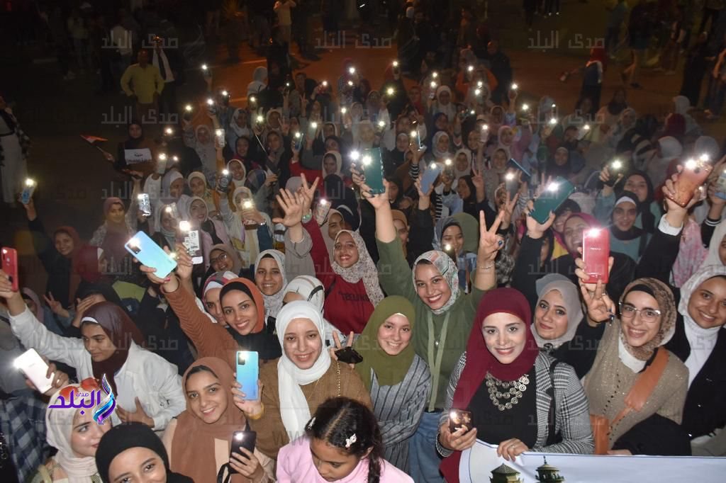 مشاركة واسعة لجامعة القاهرة في ماراثون الانتخابات الرئاسية 2024.19