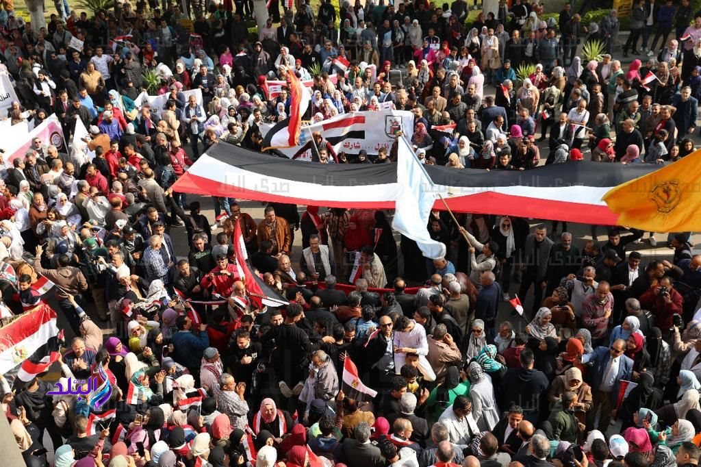 مشاركة واسعة لجامعة القاهرة في ماراثون الانتخابات الرئاسية 2024.12