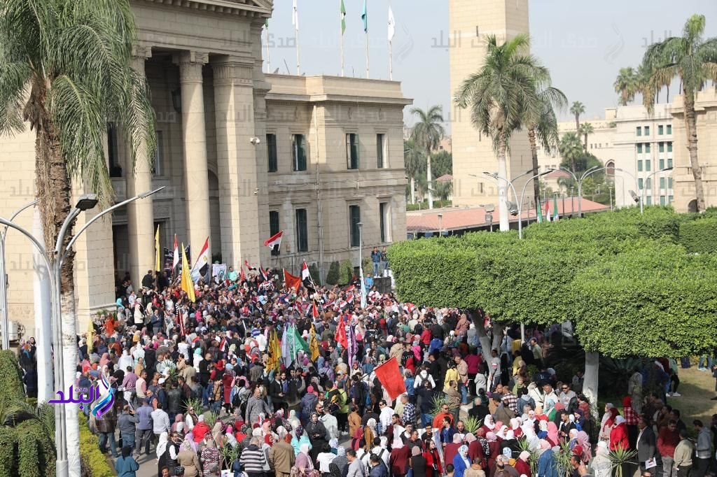 مشاركة واسعة لجامعة القاهرة في ماراثون الانتخابات الرئاسية 2024.11