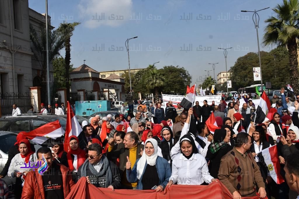مشاركة واسعة لجامعة القاهرة في ماراثون الانتخابات الرئاسية 2024.10