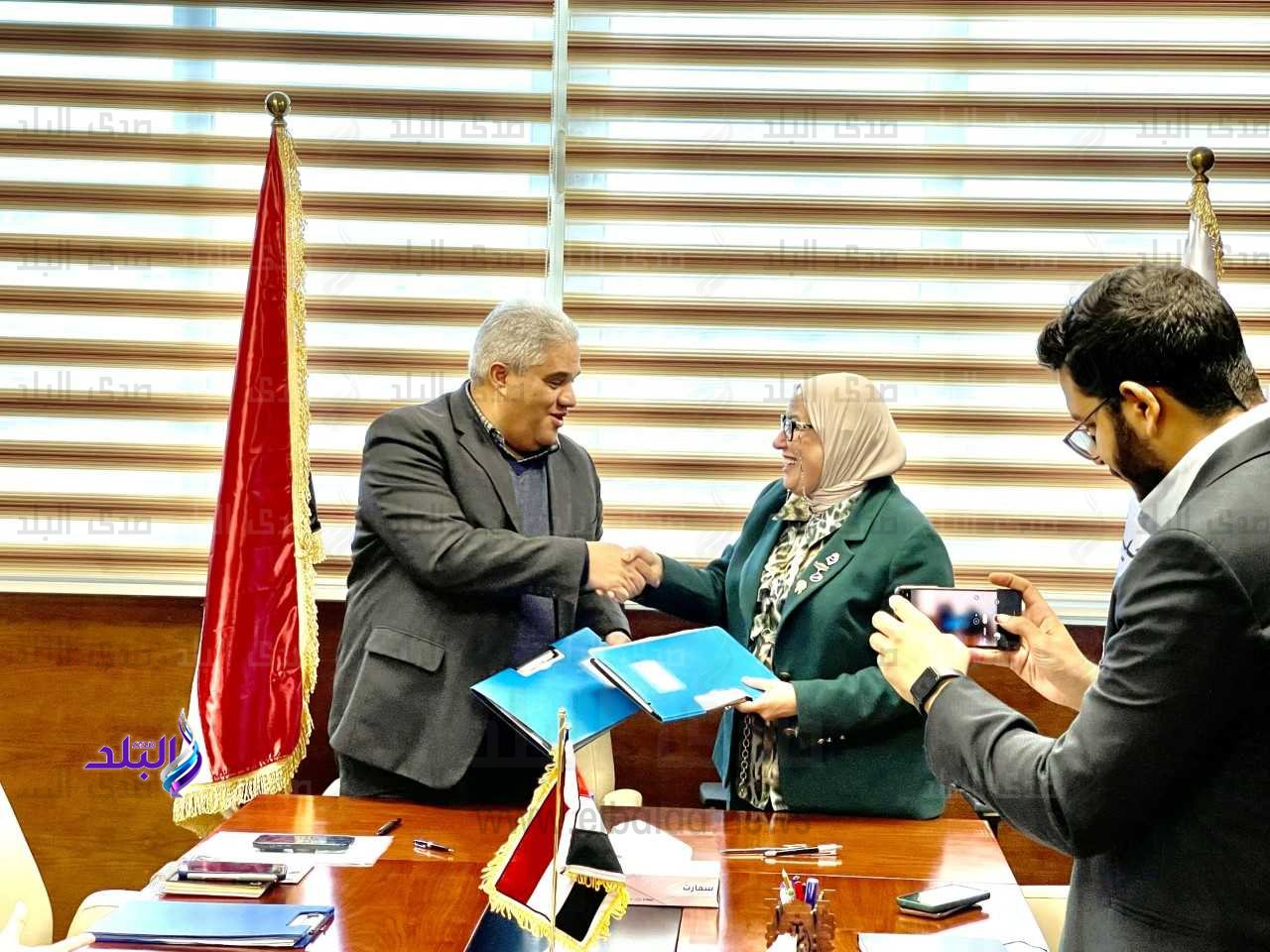 منح طلابية لريادة الأعمال وتمكين الشباب من خلال اتفاقية تعاون بين جامعة برج العرب التكنولوجية