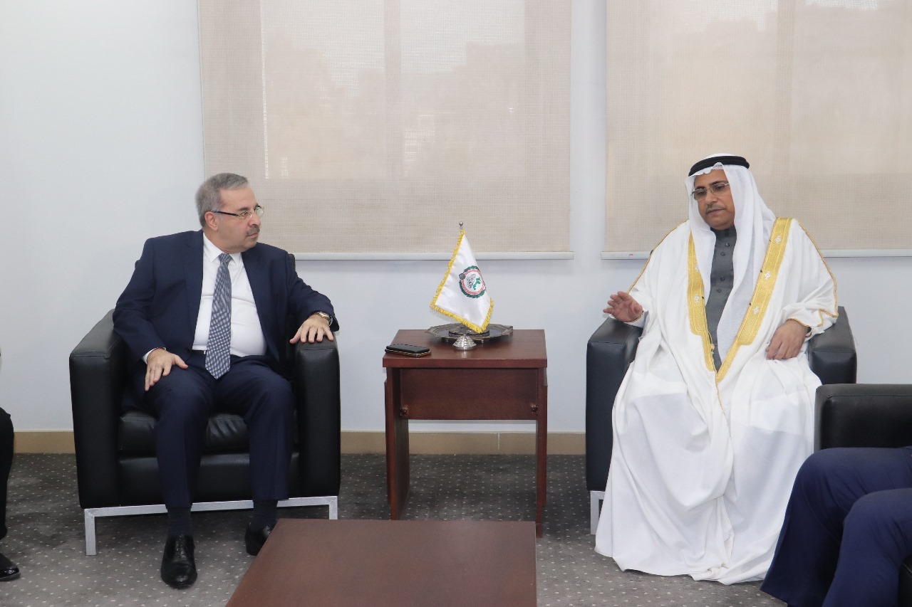 رئيس البرلمان العربي والسفير السوري بالقاهرة 