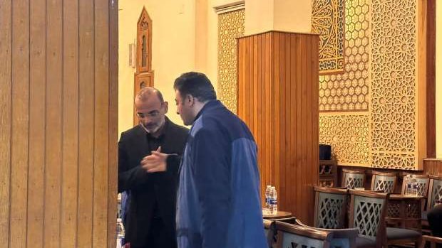 ايمن بهجت قمر