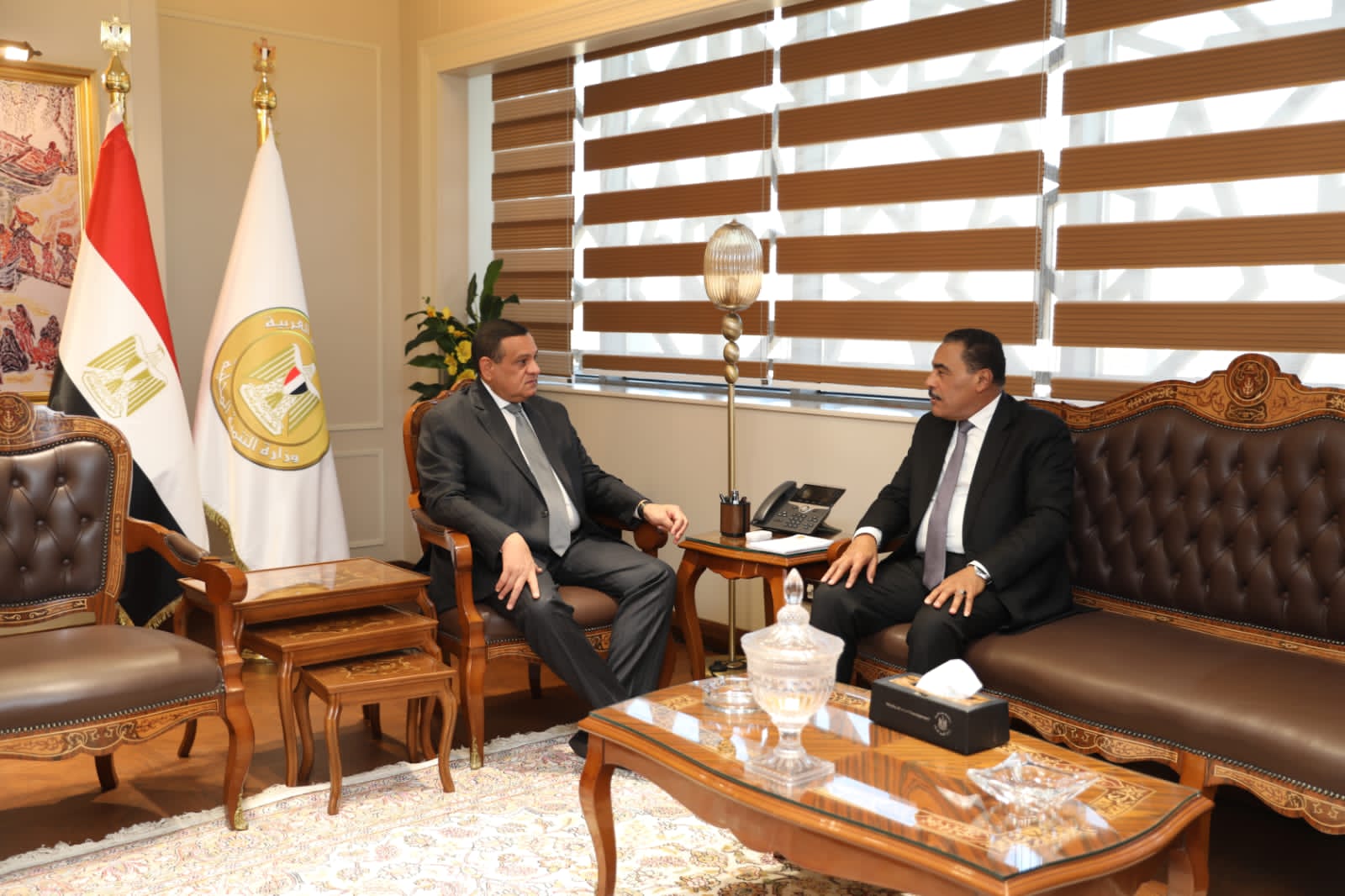 وزير التنمية المحلية 