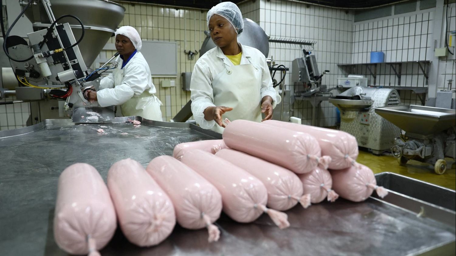 الاطعمة المصنعة 