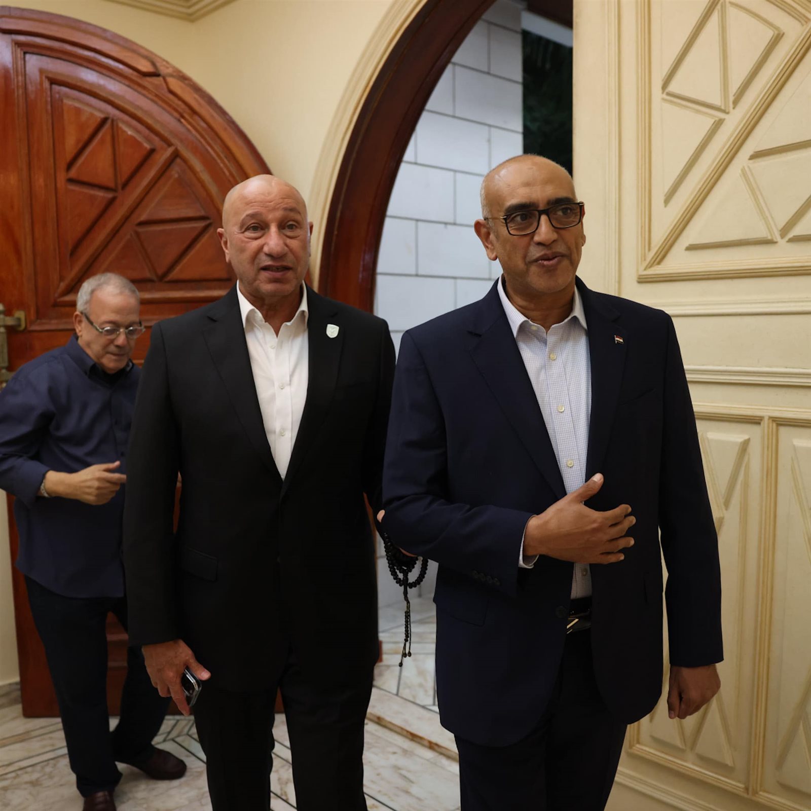 القنصل المصري والخطيب