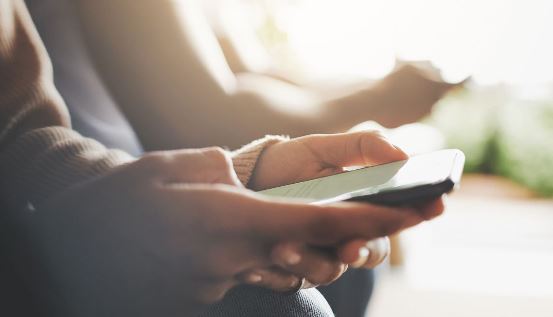 عمليات احتيال تستهدف أموال المستخدمين 