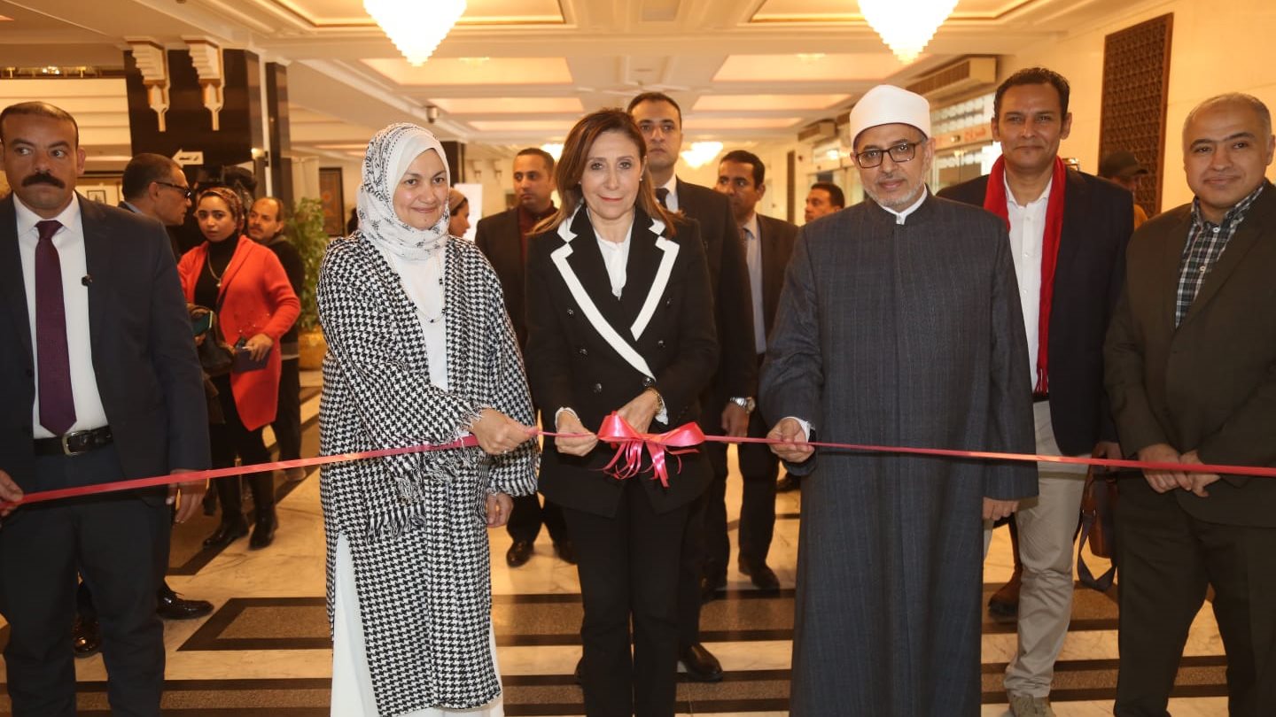 وزيرة الثقافة