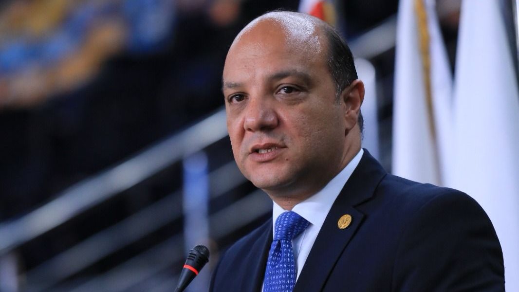 الدكتور إيهاب آمين