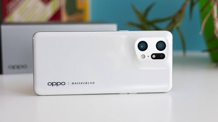 بنصف سعر iPhone..أفضل موبايل Oppo للشباب في 2023 