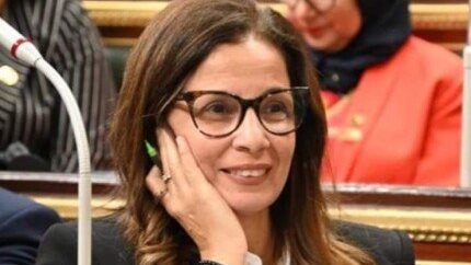 الكاتبة جيهان زكي عضو اللجنة الاستشارية لمعرض الكتاب الدولي 