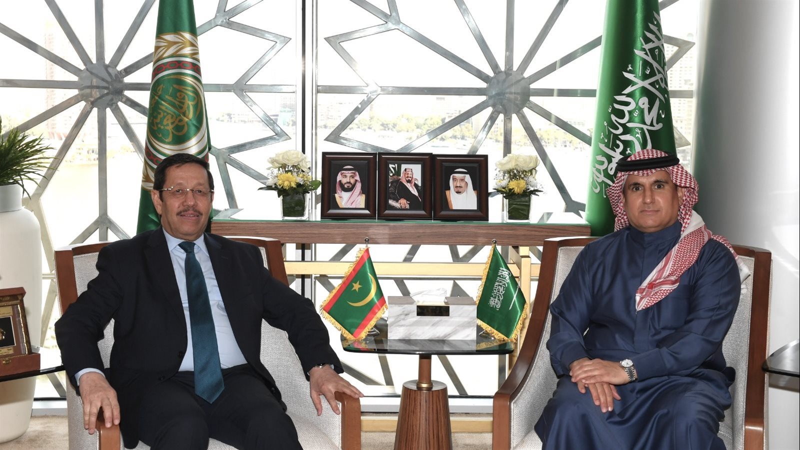 مندوب السعودية لدى الجامعة العربية ونظيره الموريتاني 