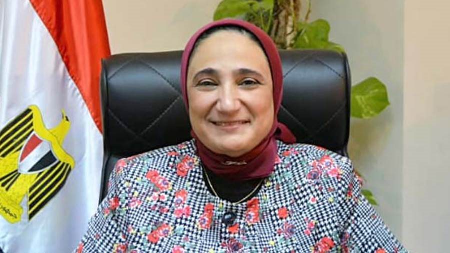 الدكتورة منى محمود عبد اللطيف