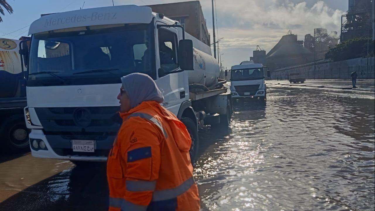 أمطار غزيرة بالاسكندرية