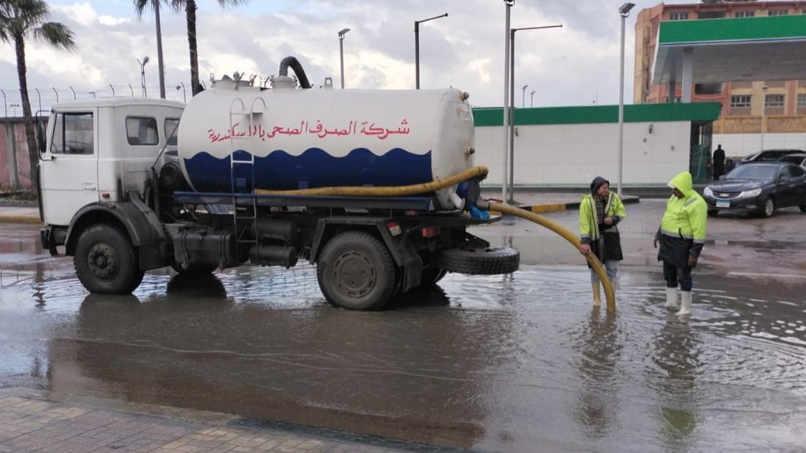 سقوط أمطار غزيرة بالإسكندرية