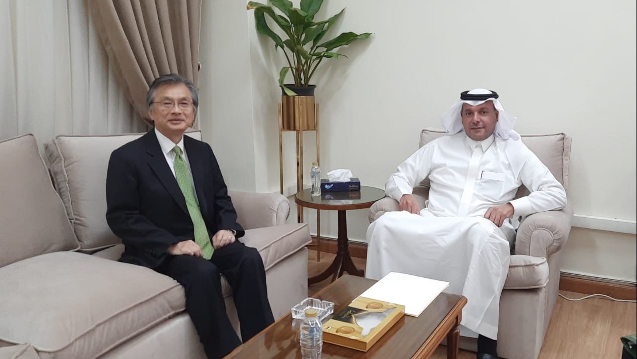 السفير خالد منزلاوي وسفير اليابان بالقاهرة 
