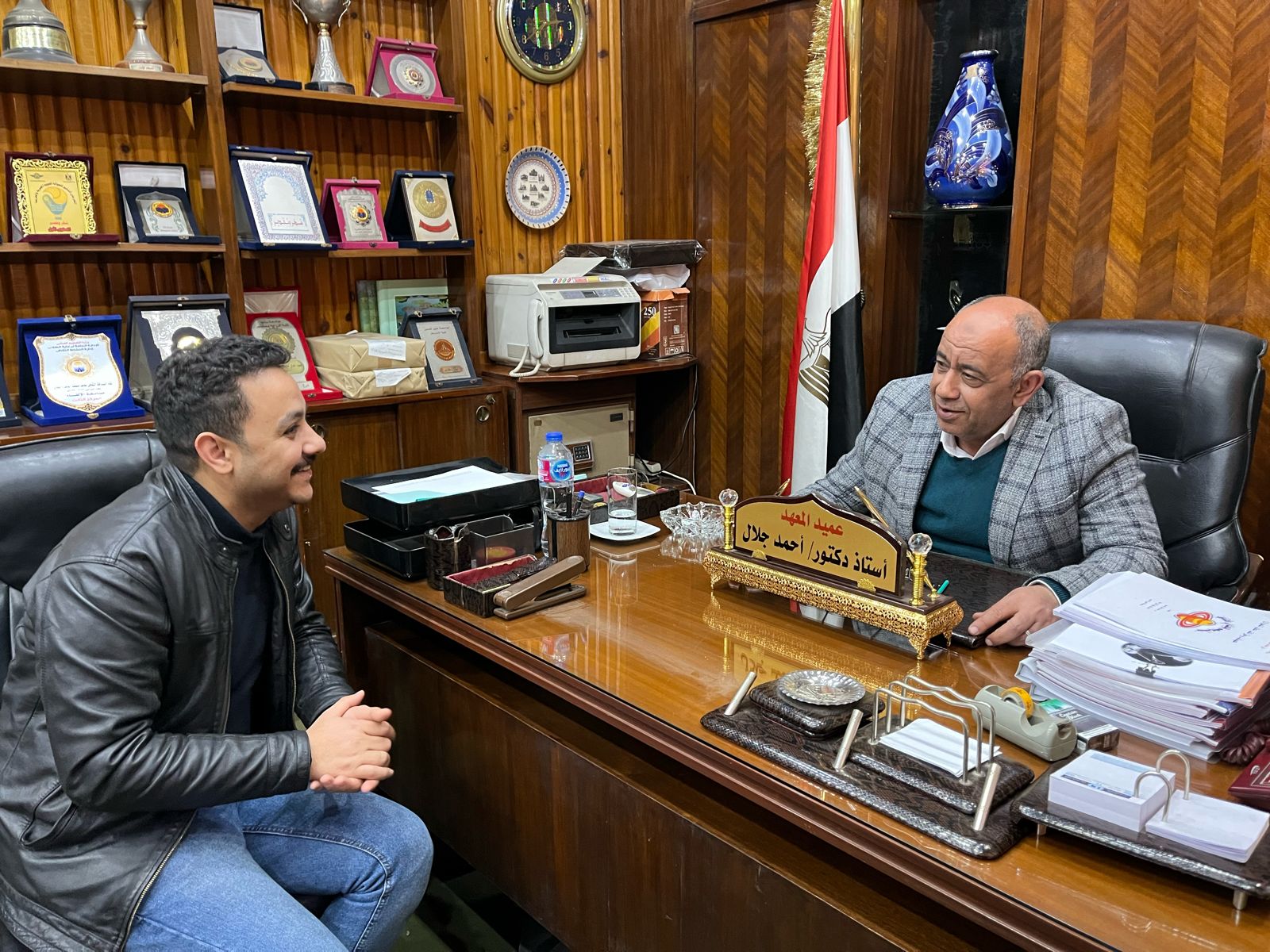 الدكتور احمد جلال والزميل حسام الفقي