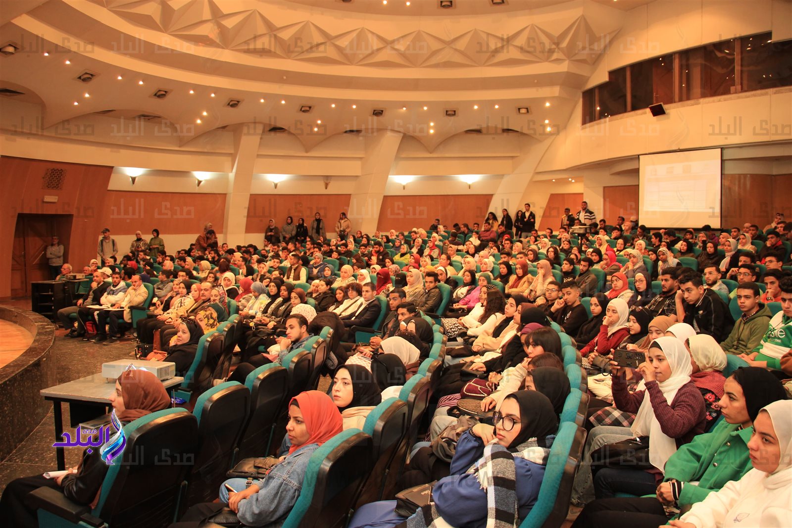 جامعة حلوان 