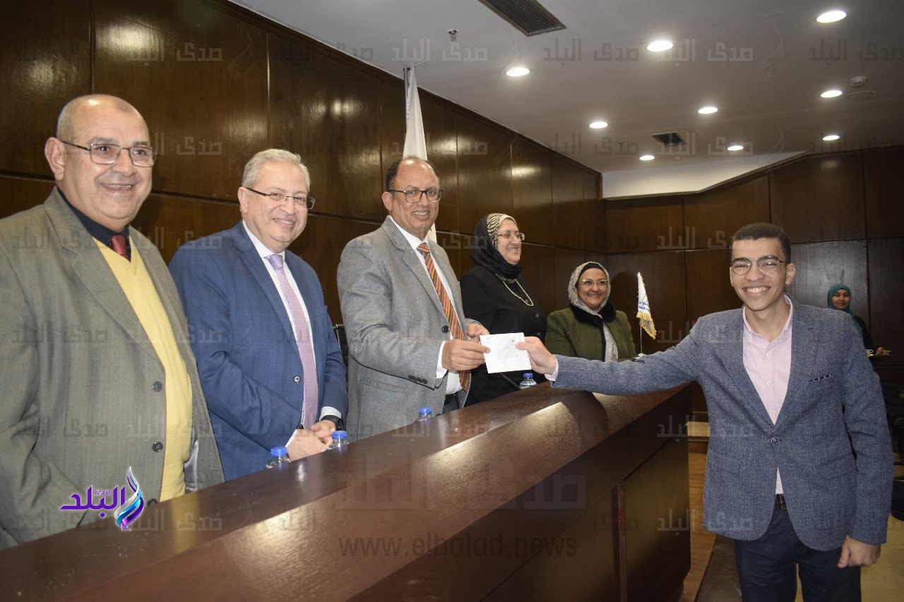 جامعة حلوان 