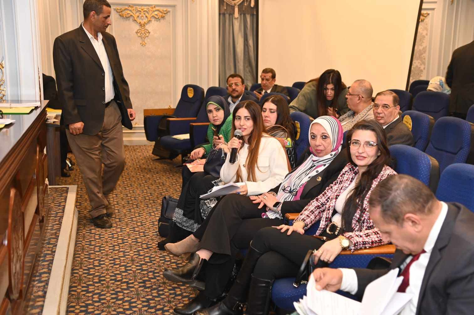  لجنة الصحة بمجلس النواب