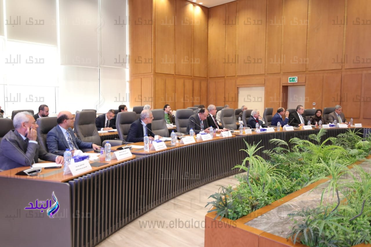 وزير التعليم العالي يرأس اجتماع مجلس الجامعات الأهلية  1