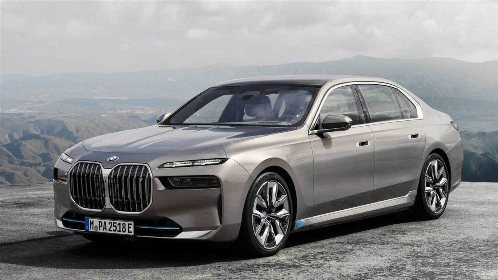 BMW 7 Series 