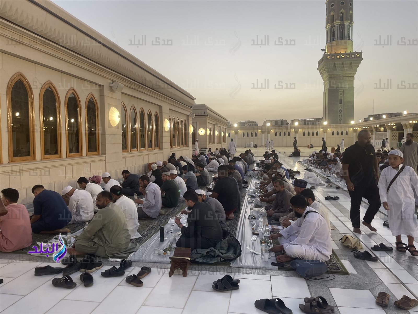 موائد الإفطار بالمسجد النبوي