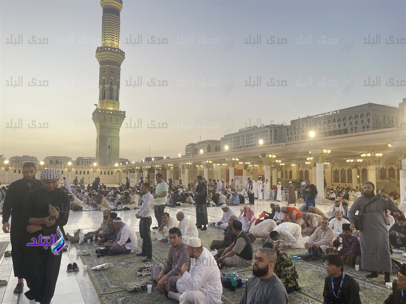 موائد الإفطار بالمسجد النبوي