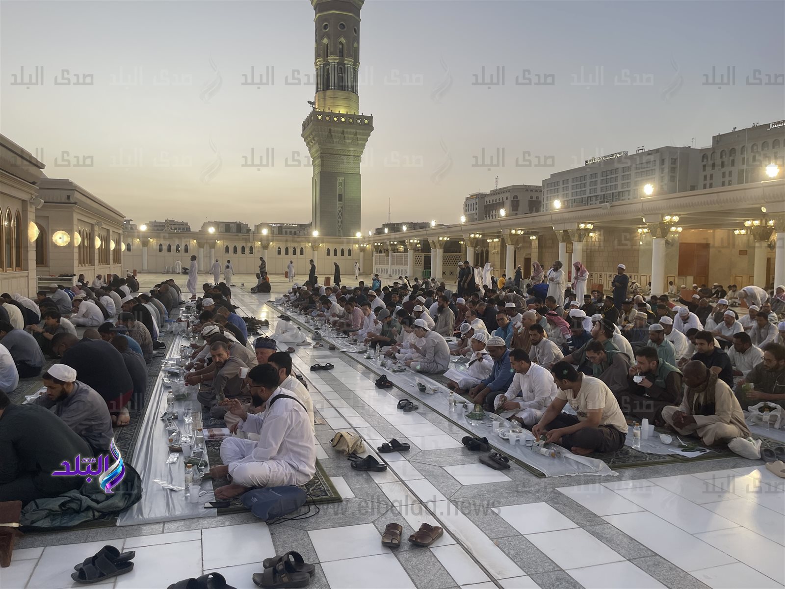 موائد الإفطار بالمسجد النبوي