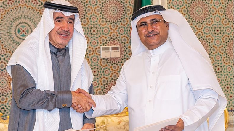 العسومي وسعود البابطين 