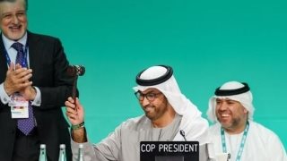 رئيس COP28 يحصد جائزة القيادة من أسبوع سيرا للطاقة 