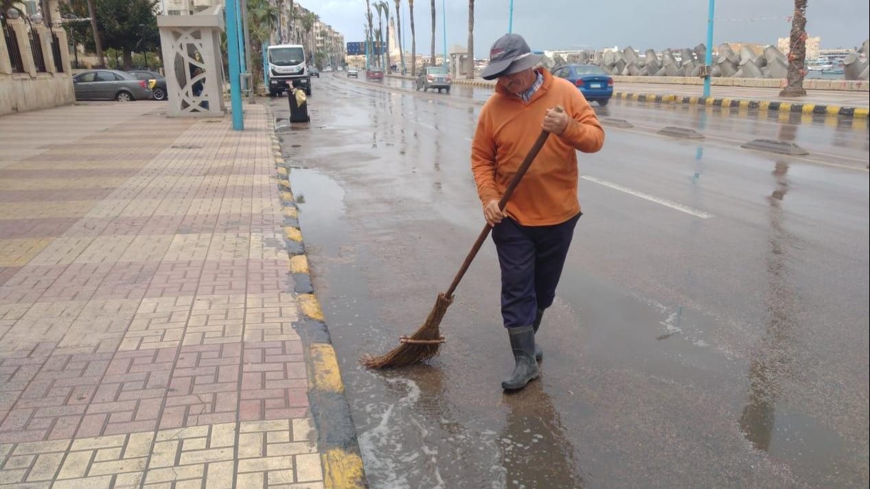 أمطار غزيرة بالإسكندرية